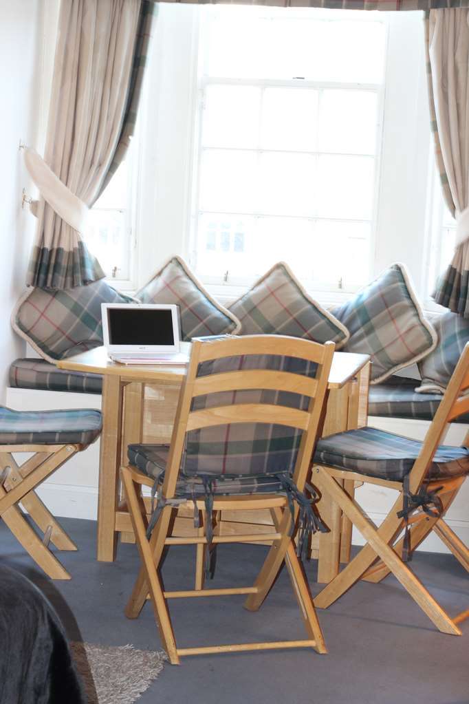 Tony Asga - Tony'S Apartment Heart Of Edinburgh City Centre Sleeps 2 Room photo